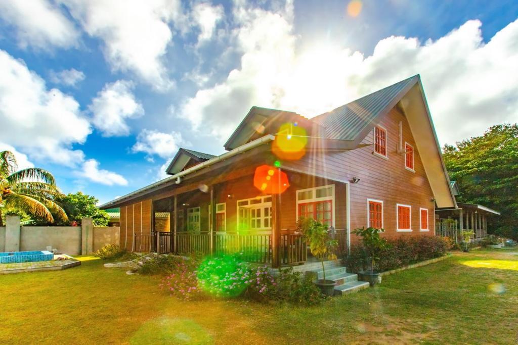 Ambiance Villa 拉迪格岛 外观 照片